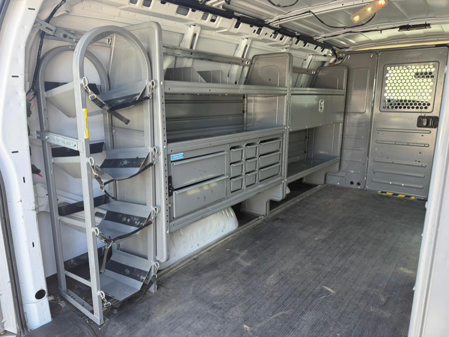 2019 Chevrolet Express Cargo Van RWD 2500 135