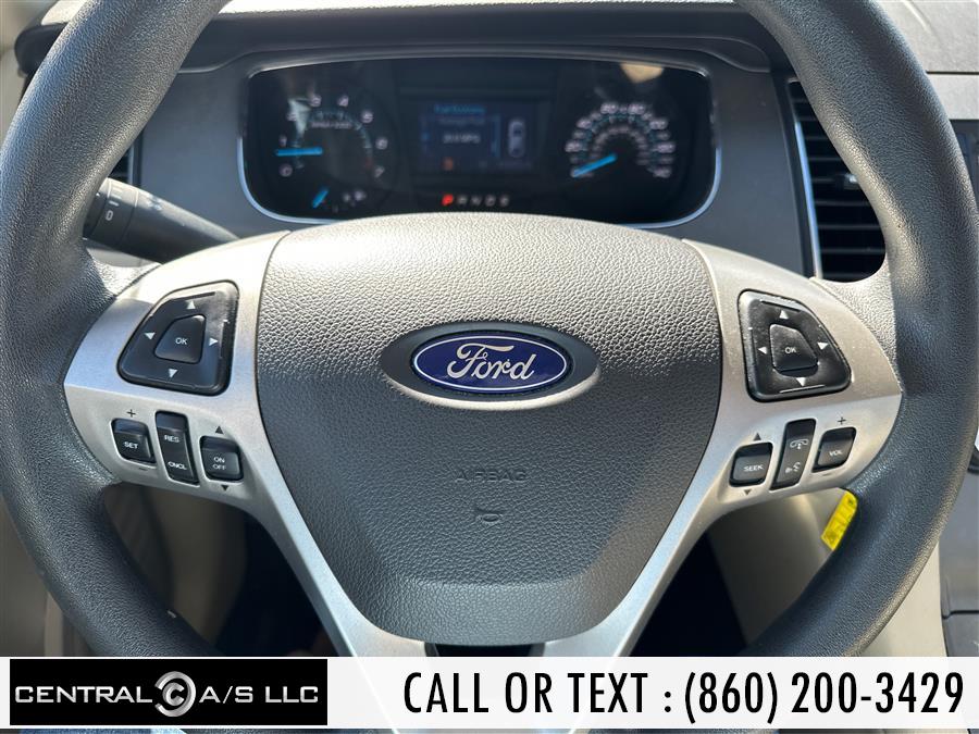 2015 Ford Taurus 4dr Sdn SE FWD photo