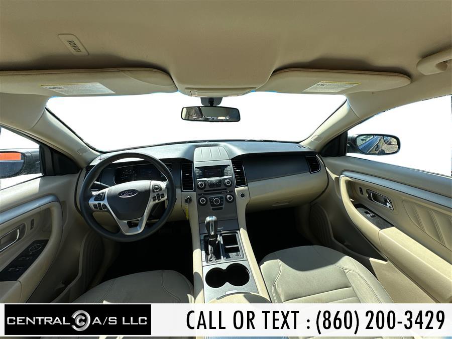 2015 Ford Taurus 4dr Sdn SE FWD photo