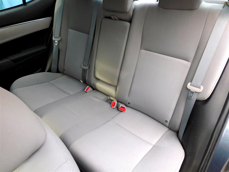 2015 Toyota Corolla LE CVT (Natl) photo