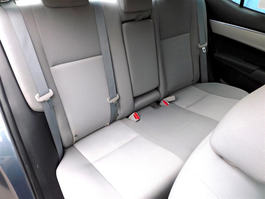 2015 Toyota Corolla LE CVT (Natl) photo