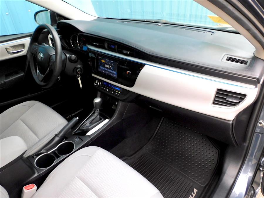 2015 Toyota Corolla LE CVT (Natl) photo