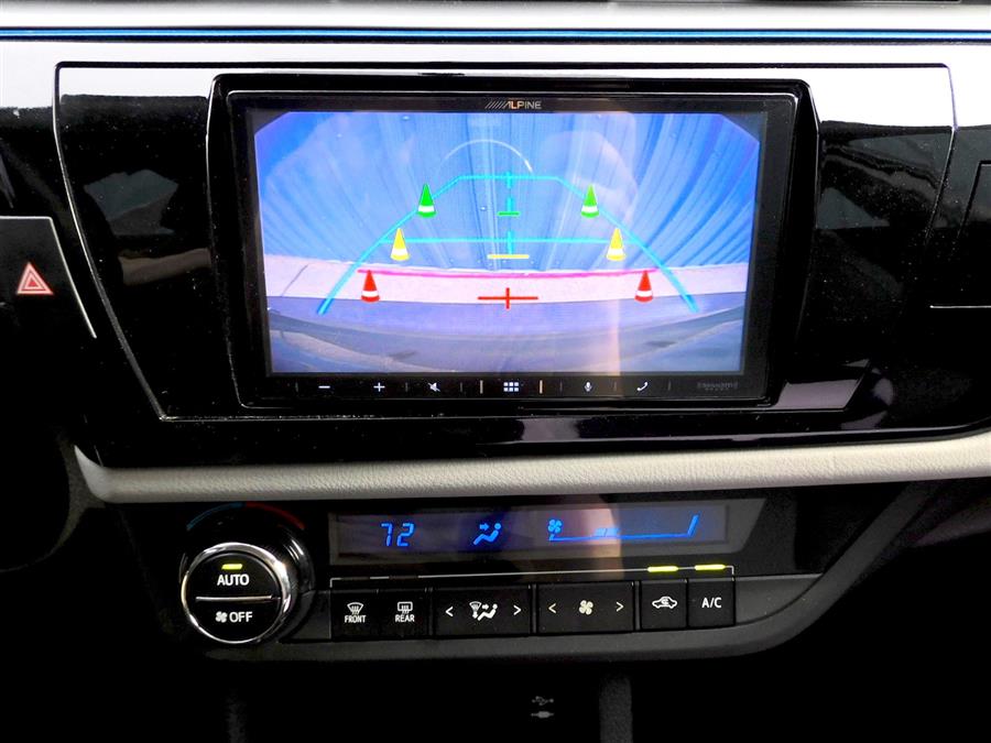 2015 Toyota Corolla LE CVT (Natl) photo