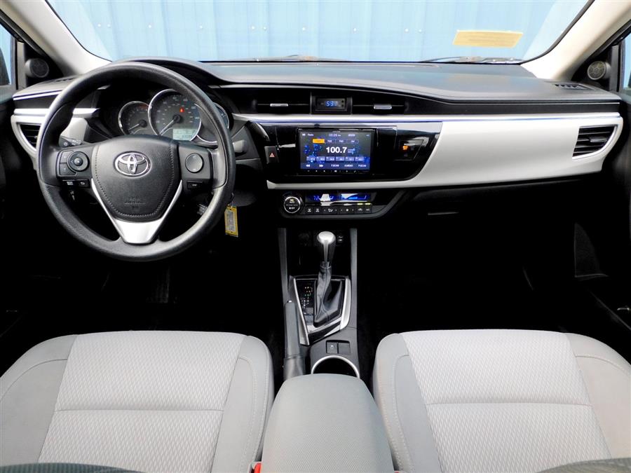 2015 Toyota Corolla LE CVT (Natl) photo