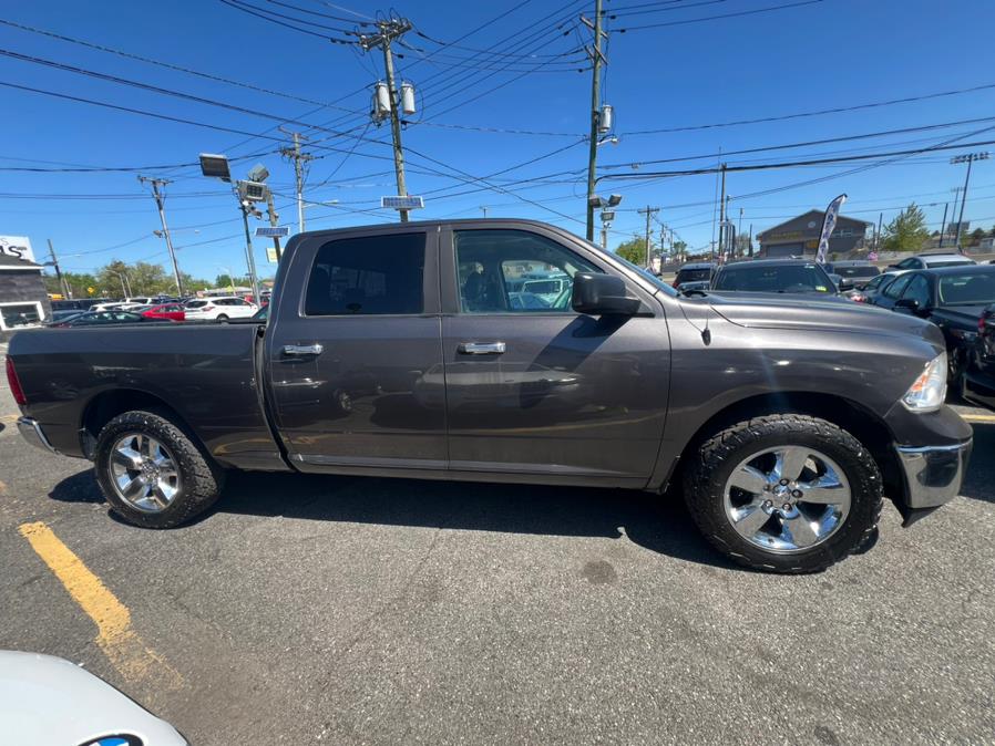 2015 RAM 1500 4WD Crew Cab 149