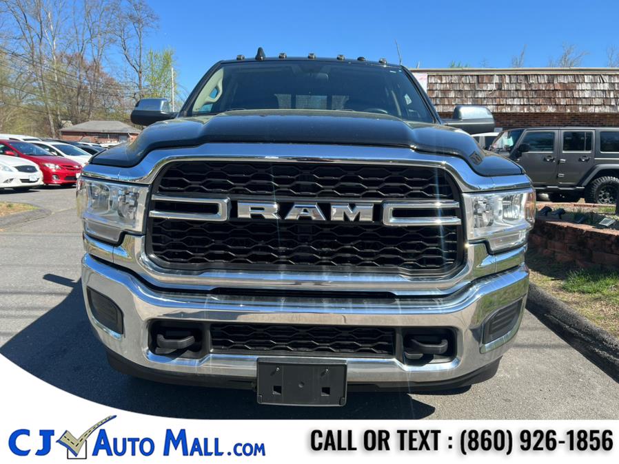 2020 RAM 3500 Tradesman 4x4 Crew Cab 6''4