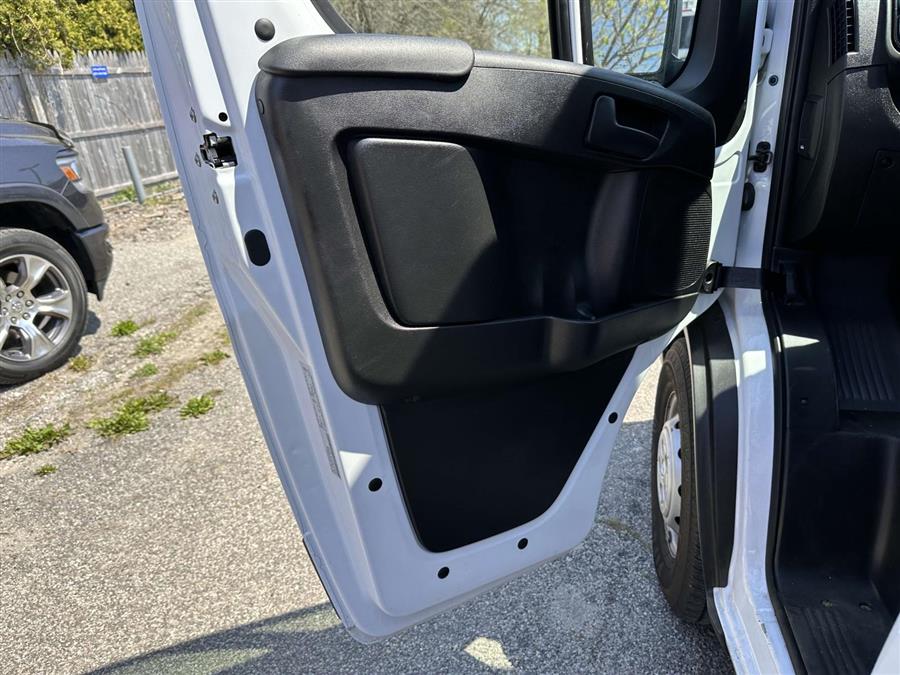 2023 RAM ProMaster Cargo Van High Roof photo