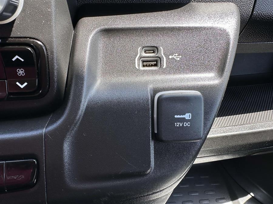 2023 RAM ProMaster Cargo Van High Roof photo