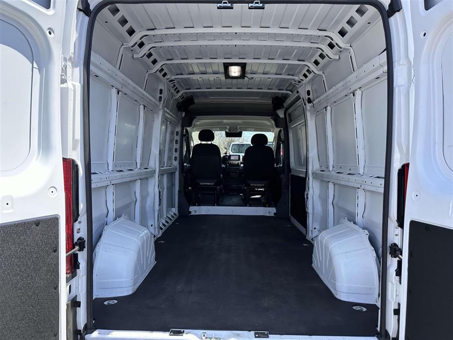2023 RAM ProMaster Cargo Van High Roof photo