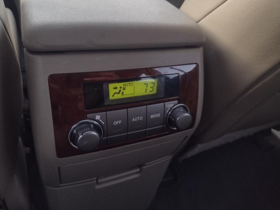 2011 Toyota Highlander Limited photo