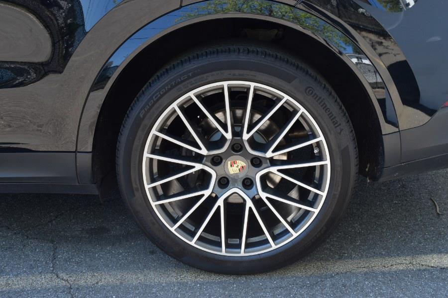 2021 Porsche Cayenne Coupe AWD photo