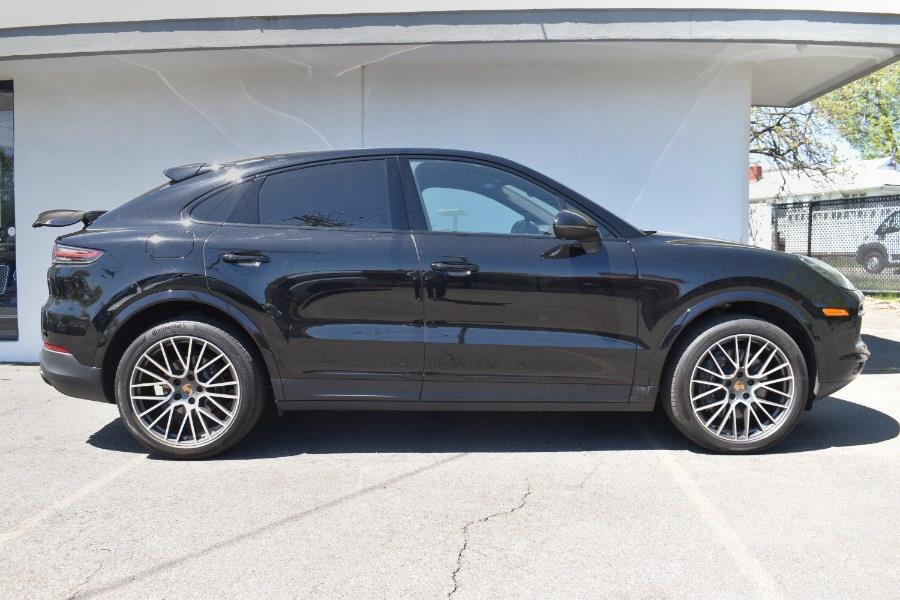 2021 Porsche Cayenne Coupe AWD photo