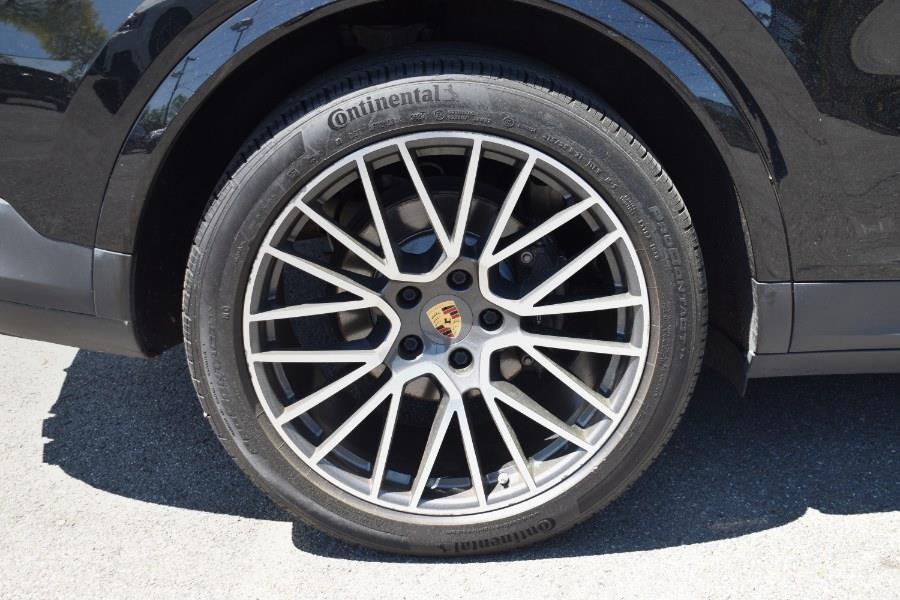 2021 Porsche Cayenne Coupe AWD photo