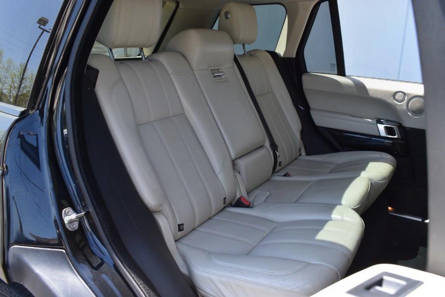 2017 Land Rover Range Rover V8 Supercharged SWB photo