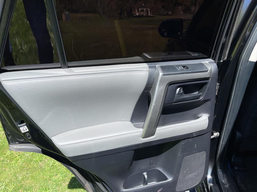2013 Toyota 4Runner Limited photo