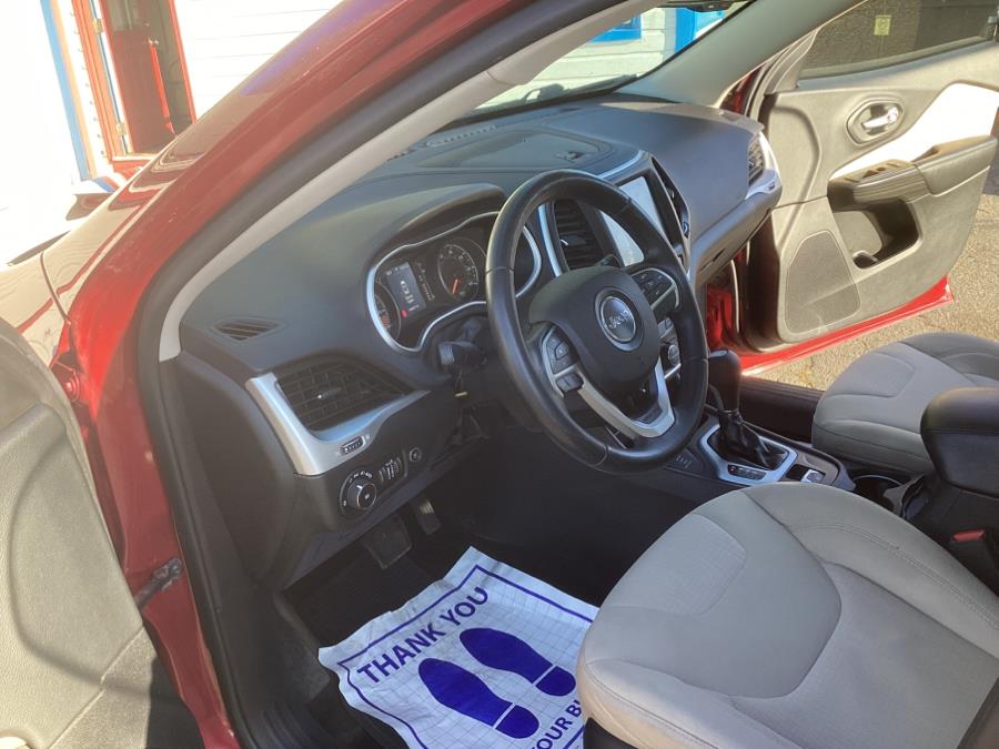 2015 Jeep Cherokee 4WD 4dr Latitude photo