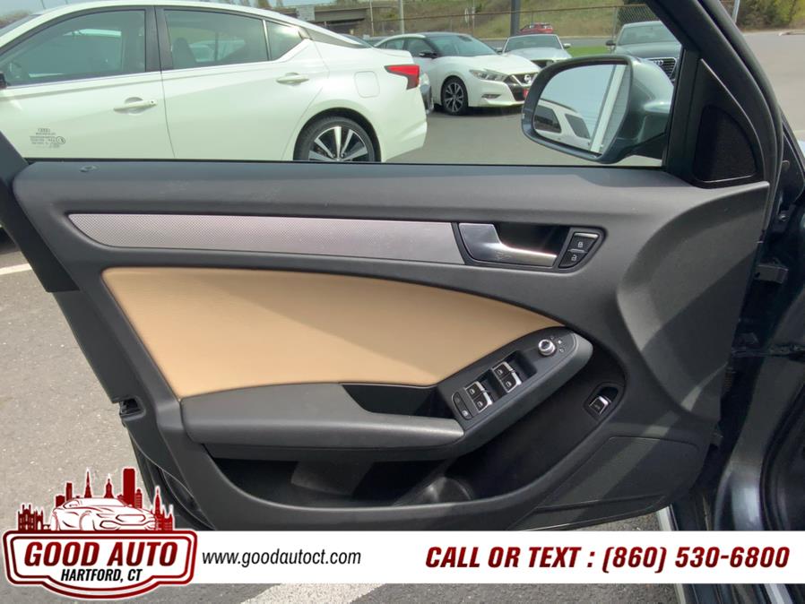 2016 Audi A4 Auto quattro 2.0T Premium photo