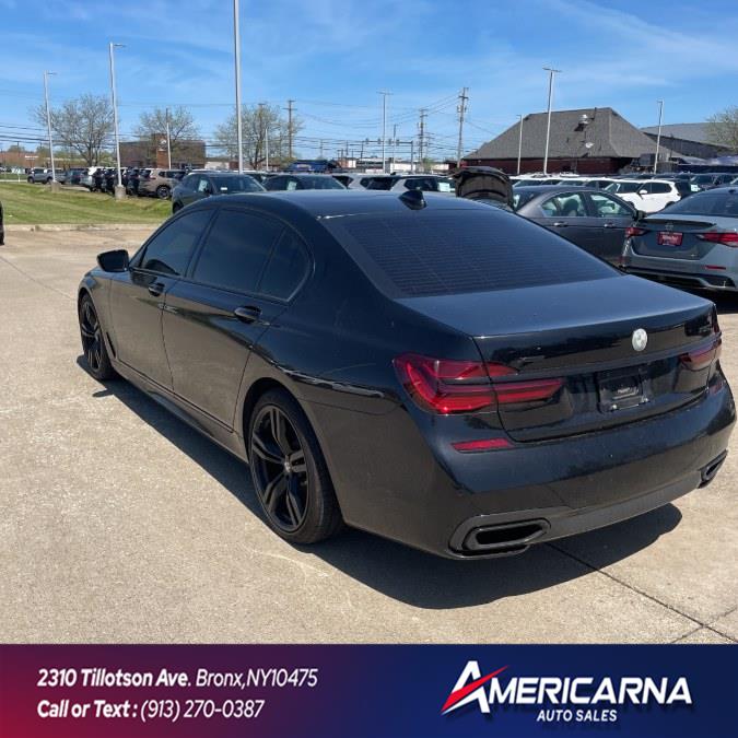 2016 BMW 7-Series 4dr Sdn 750i xDrive AWD photo