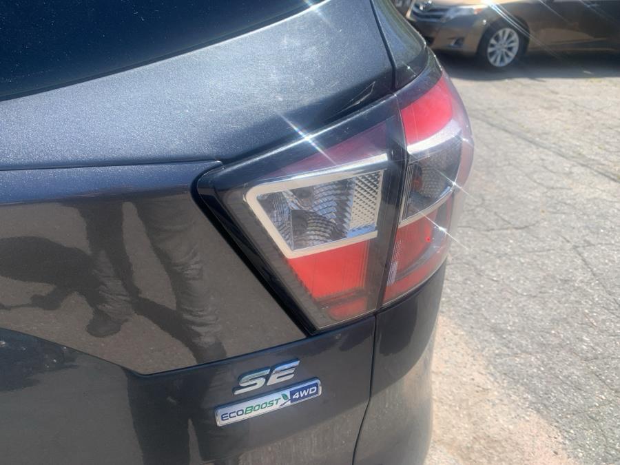 2017 Ford Escape SE 4WD photo