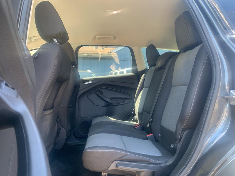 2017 Ford Escape SE 4WD photo
