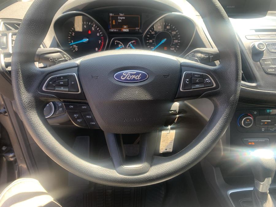 2017 Ford Escape SE 4WD photo