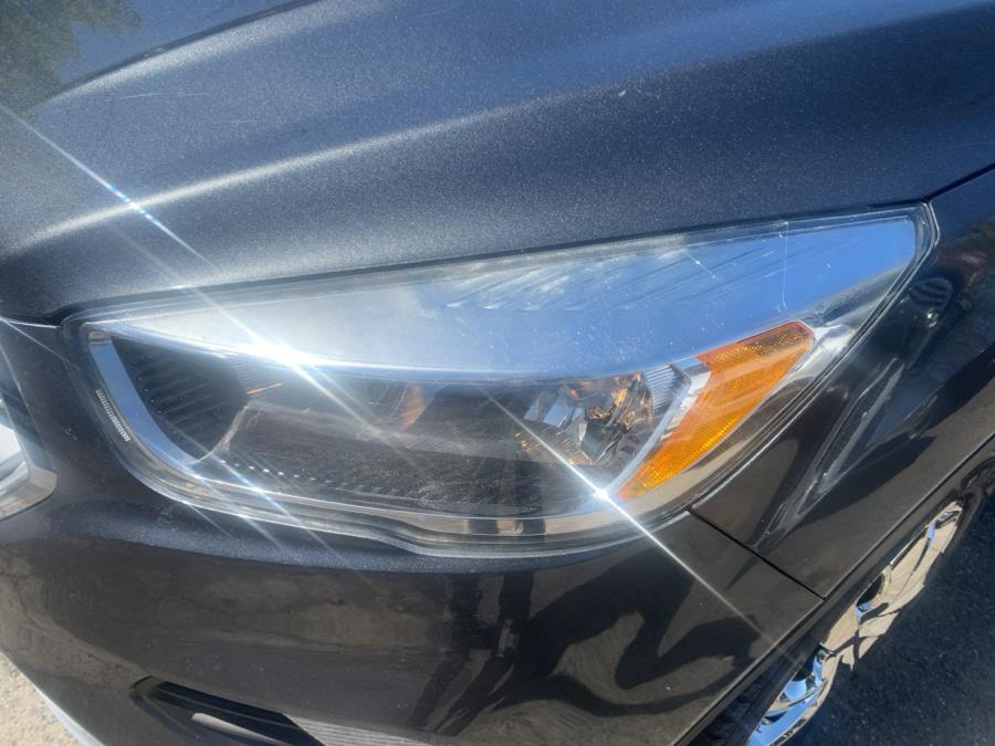 2017 Ford Escape SE 4WD photo
