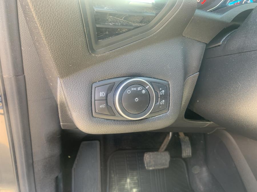 2017 Ford Escape SE 4WD photo