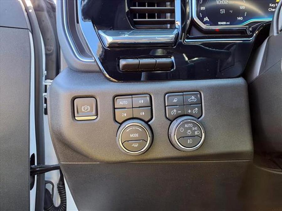 2024 Chevrolet Silverado 1500 HIGH COUNTRY photo