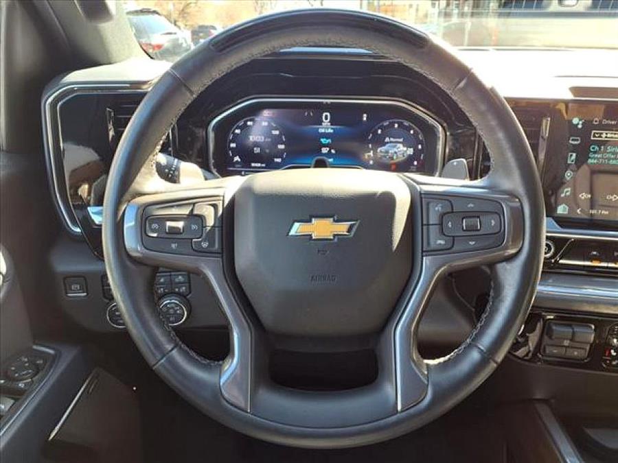2024 Chevrolet Silverado 1500 HIGH COUNTRY photo