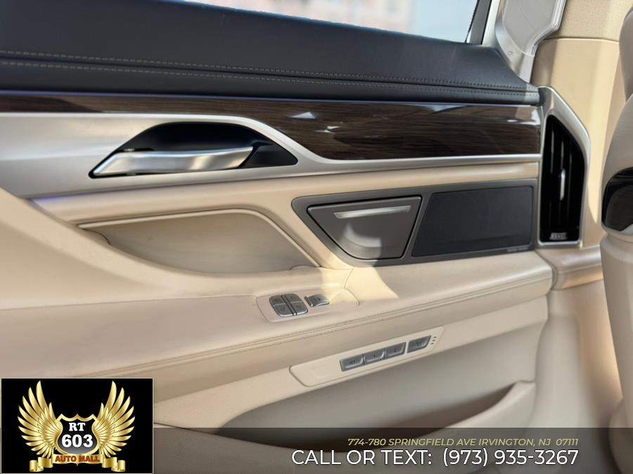 2016 BMW 7-Series 4dr Sdn 750i xDrive AWD photo