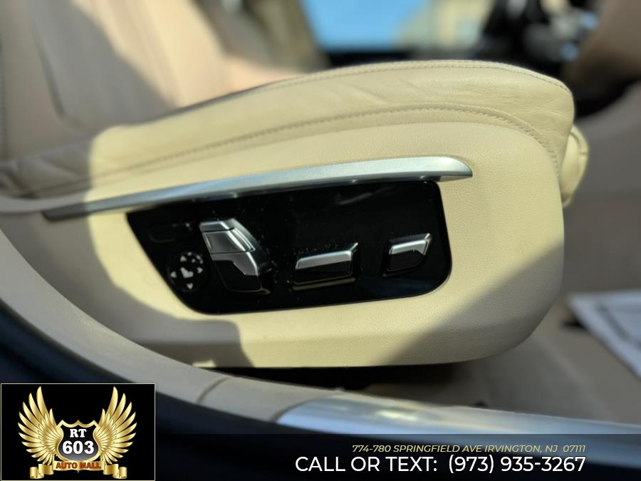 2016 BMW 7-Series 4dr Sdn 750i xDrive AWD photo