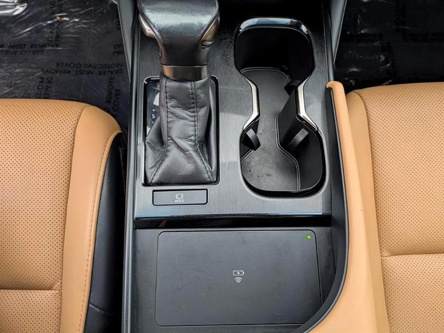 2023 Lexus ES Es photo