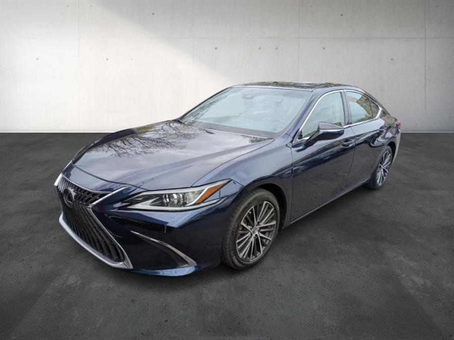 2023 Lexus ES Es photo