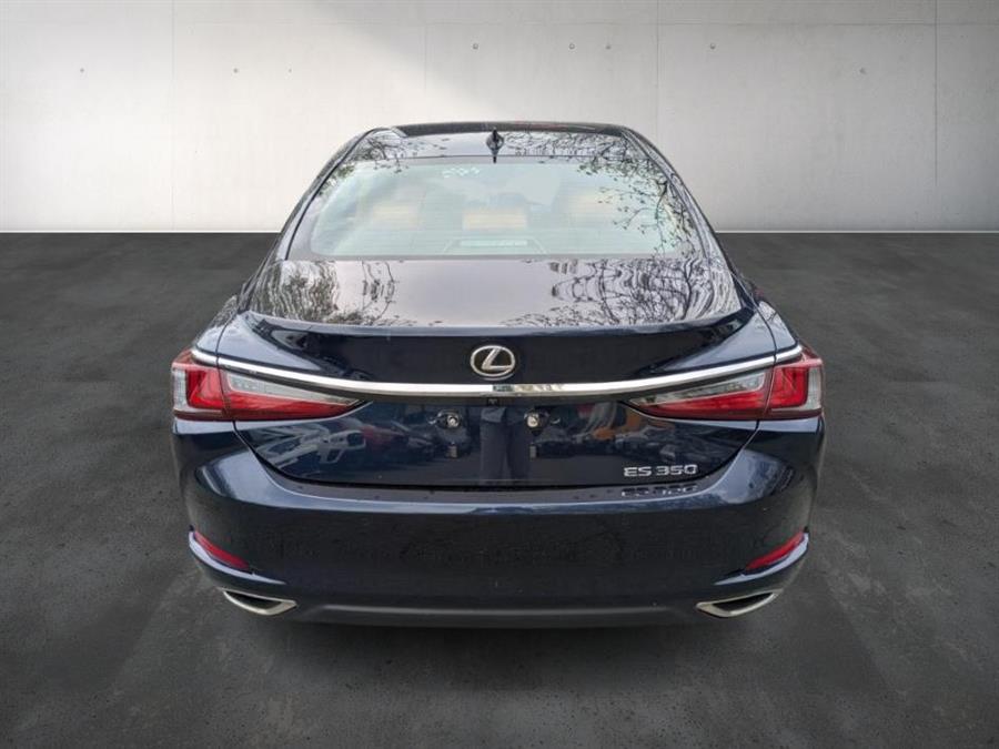 2023 Lexus ES Es photo