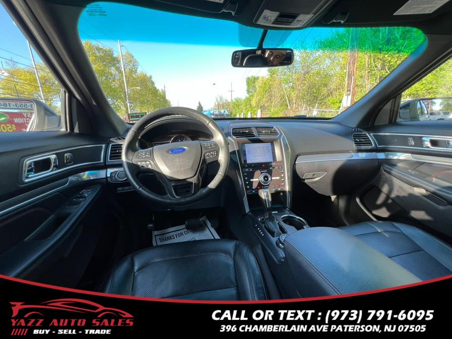 2017 Ford Explorer Sport 4WD photo