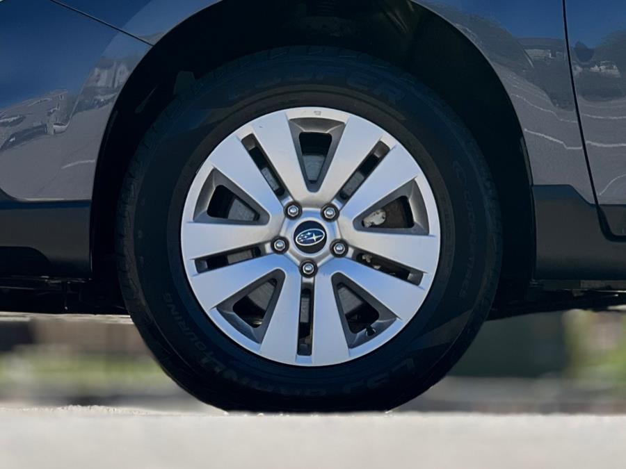 2017 Subaru Outback 2.5i Premium photo