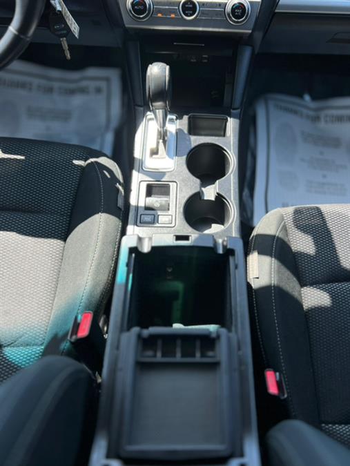 2017 Subaru Outback 2.5i Premium photo