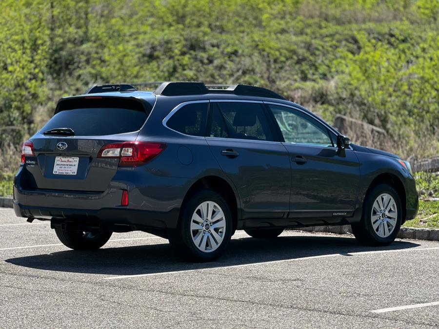 2017 Subaru Outback 2.5i Premium photo