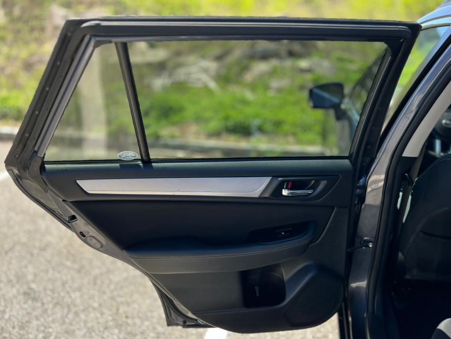 2017 Subaru Outback 2.5i Premium photo