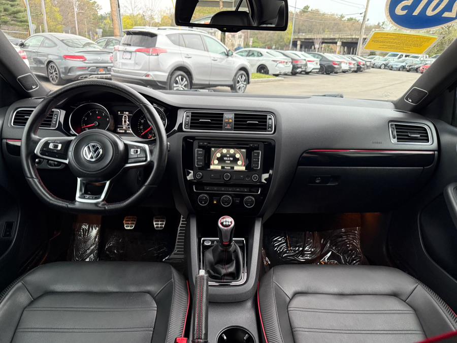 2015 Volkswagen Jetta Sedan 4dr Man 2.0T GLI SEL PZEV photo