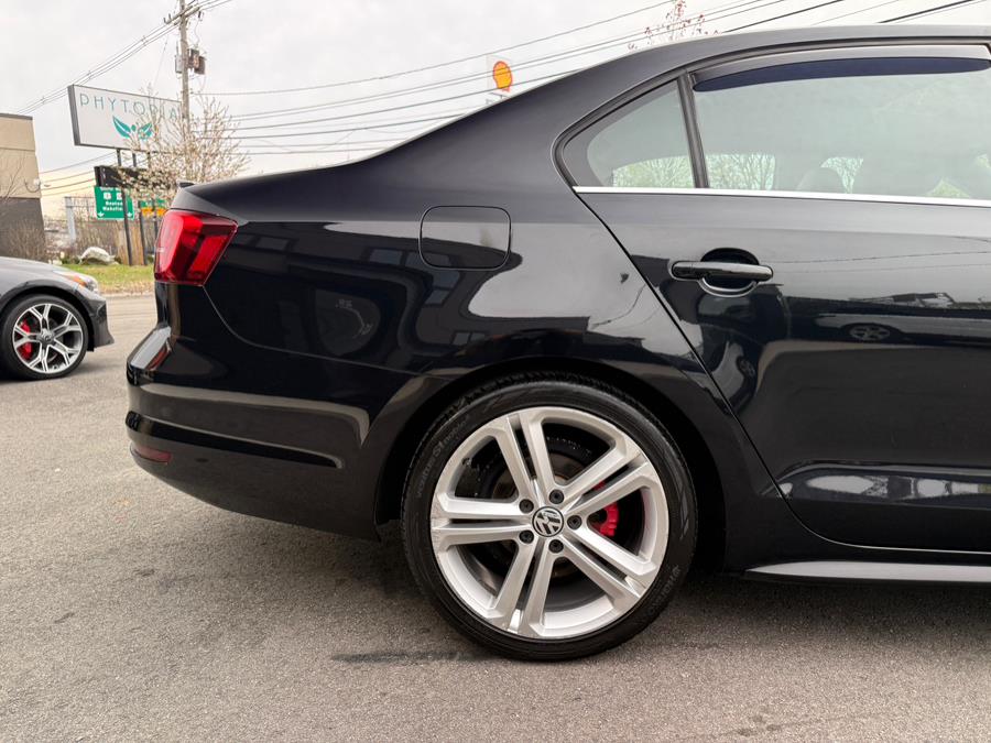 2015 Volkswagen Jetta Sedan 4dr Man 2.0T GLI SEL PZEV photo