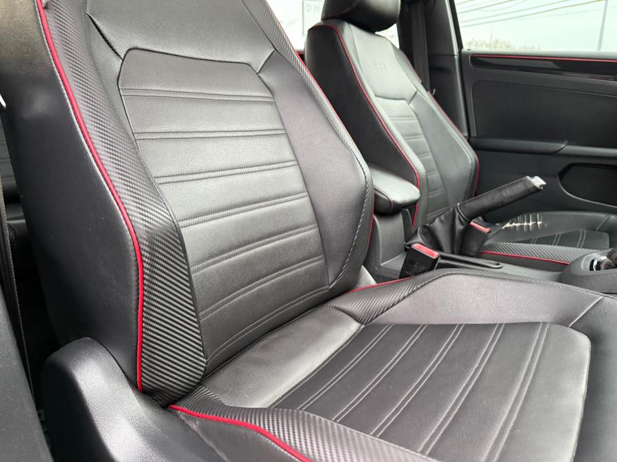 2015 Volkswagen Jetta Sedan 4dr Man 2.0T GLI SEL PZEV photo