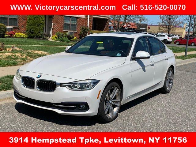 2017 BMW 3-Series 330i photo