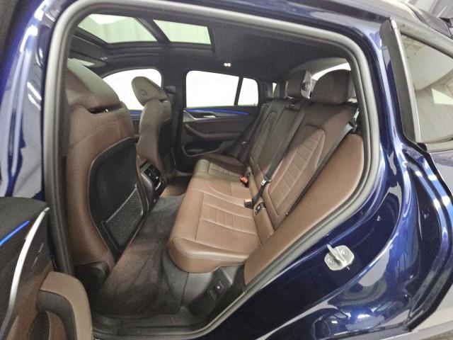 2022 BMW X4 xDrive30i photo
