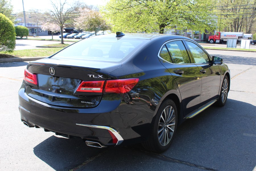 2018 Acura TLX 3.5L SH-AWD w/Advance Pkg photo