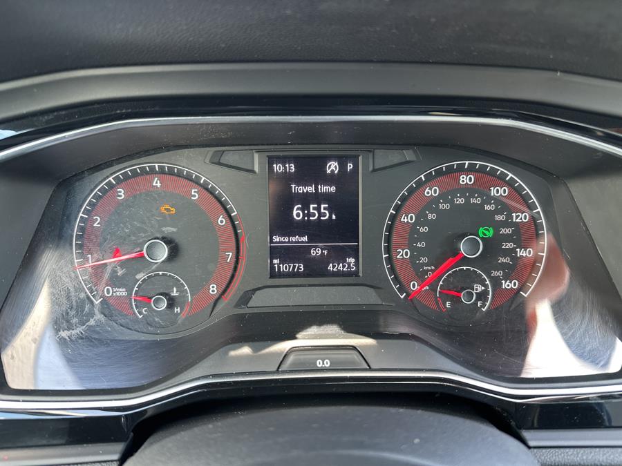 2019 Volkswagen Jetta R-Line Auto w/SULEV photo