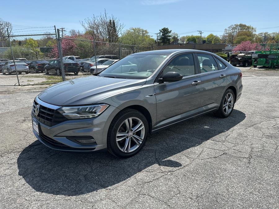 2019 Volkswagen Jetta R-Line Auto w/SULEV photo