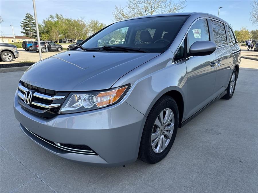 2016 Honda Odyssey SE photo