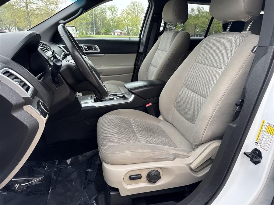2015 Ford Explorer XLT photo