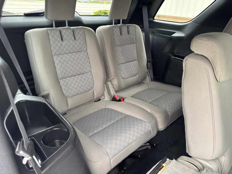 2015 Ford Explorer XLT photo